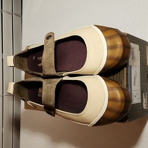Sorel Womens sz 6 Leather SENTRY Mary Janes in Oxford Tan shoes